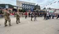 Još jedan neverovatan snimak druženja Srba i pripadnika KFOR-a: Vesele radničke igre u Leposaviću