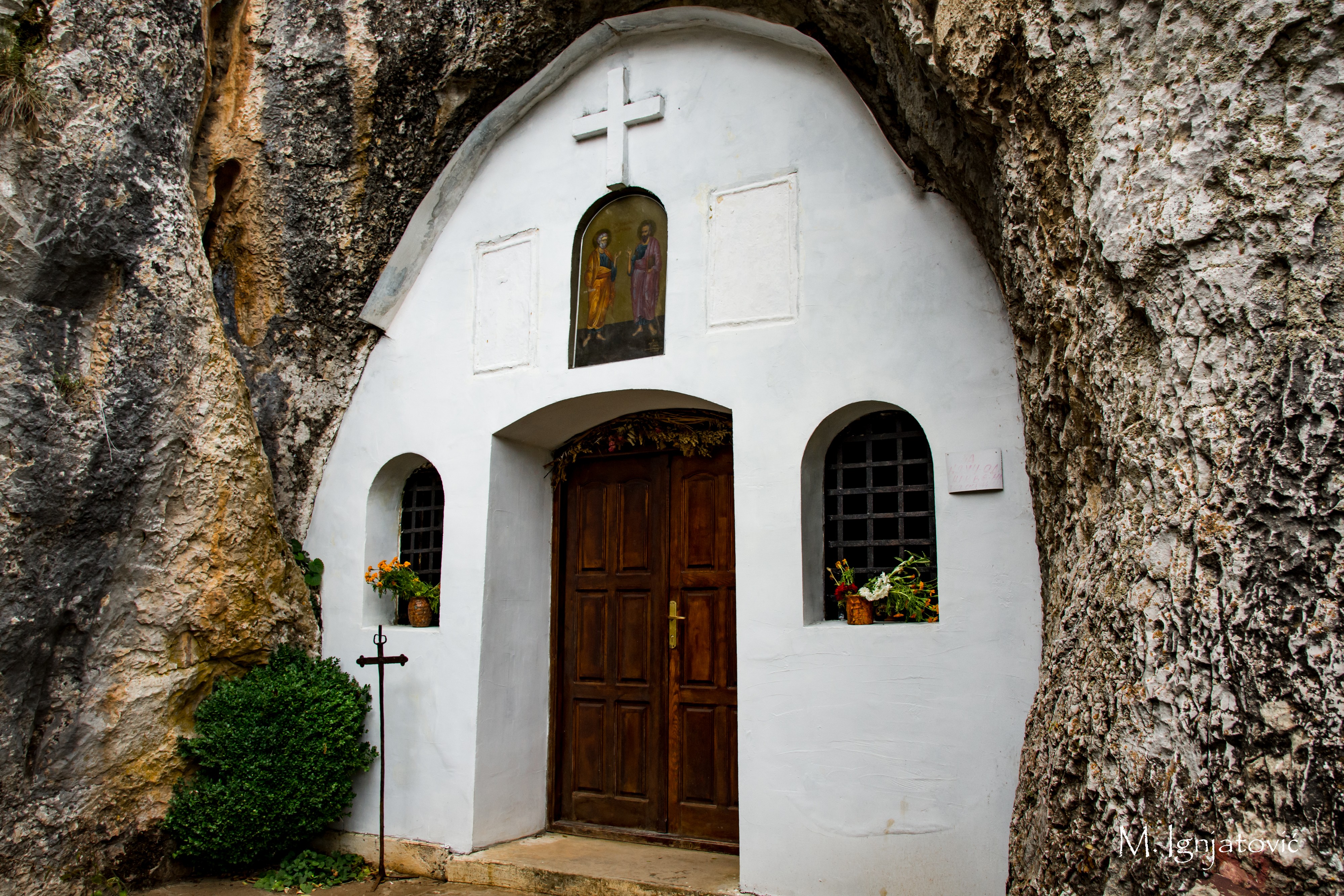 Niko ne zna ko je ovo naslikao: Da li ste znali da se na Staroj planini krije ĆELAVI Isus?