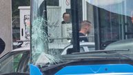 Vozač autobusa na pešačkom pokosio devojku: Povređena u teškom stanju primljena u bolnici u Novom Sadu