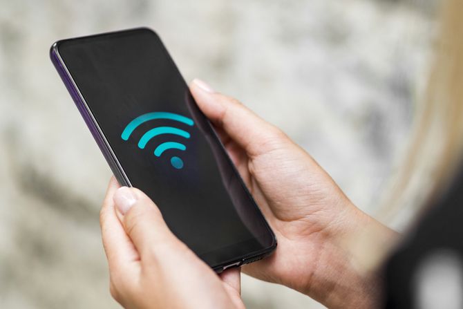 Wi-Fi signal Wi-Fi signal