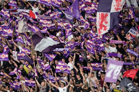 Fiorentina - Vest Hem navijači