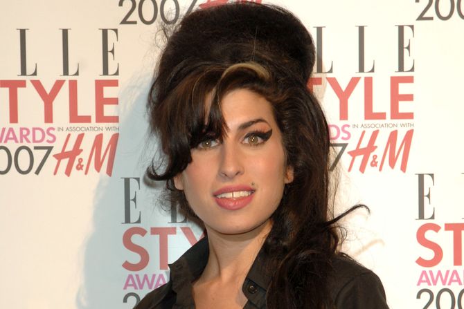 Amy Winehouse Ejmi Vajnhaus