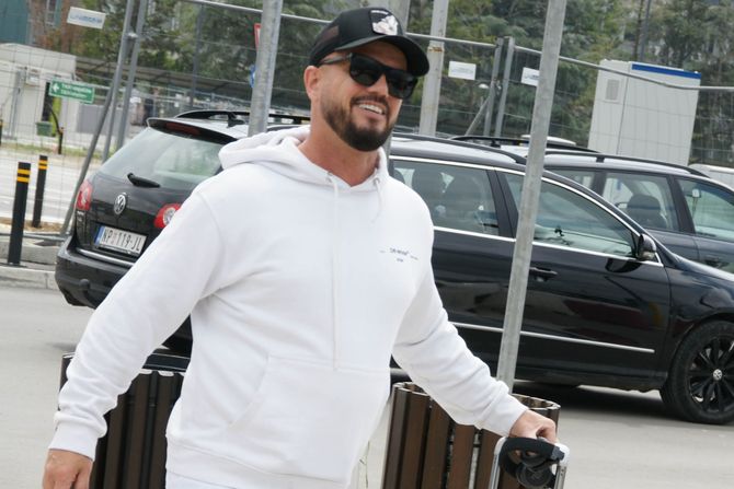 Boban Rajović na aerodromu Boban Rajović na aerodromu