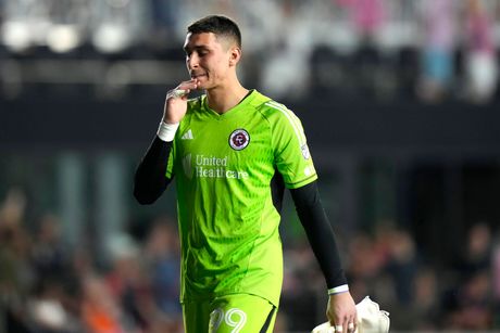 Đorđe Petrović, Nju Ingland Đorđe Petrović, Nju Ingland