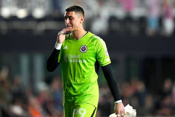 Đorđe Petrović, Nju Ingland Đorđe Petrović, Nju Ingland