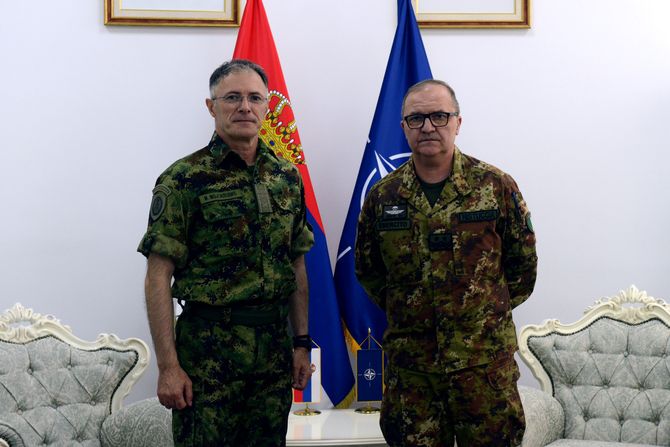 Načelnik General štaba Milan Mojsilović, i komandant KFOR-a