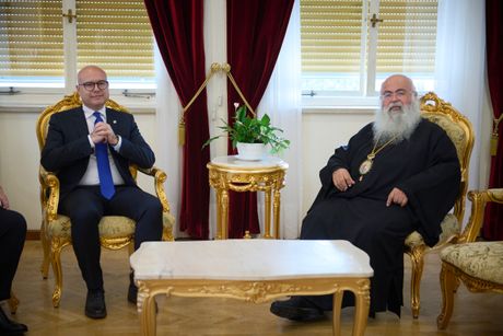 Ministar odbrane Miloš Vučević razgovarao sa arhiepiskopom Kipra Georgiosom