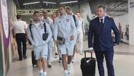 Fudbaleri Srbije otputovali u Beč, pogledajte fotke sa aerodroma