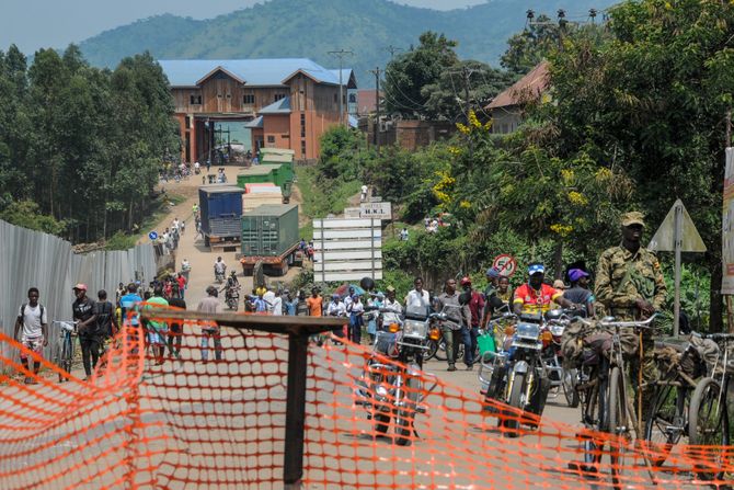 Uganda, pucnjava u školi