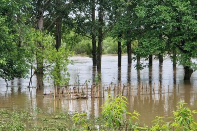 Poplave uništile sve