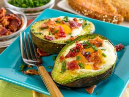 Avokado, jaja, doručak