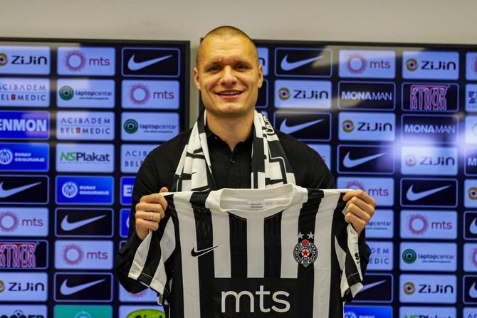 Nikola Antić, FK Partizan