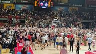 Ludnica u "Pioniru": Navijači uleteli na teren da proslave drugu pobedu Zvezde u finalu