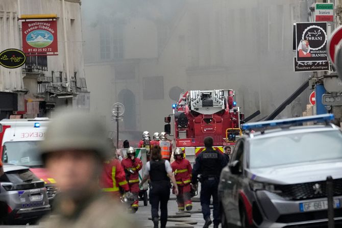Pariz požar vatrogasci eksplozija gasa Pariz požar vatrogasci eksplozija gasa