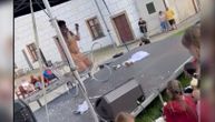 Skandalozni snimak sa festivala vina: Deca gledala polugolu plesačicu, gradonačelnik češkog grada pobesneo