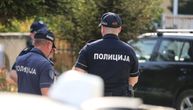 Izboden mušakarac (42) u Beogradu: Ima ubode po leđima i grudima, lekari se bore za njegov život