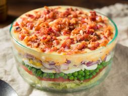 Salata od sedam slojeva, salata