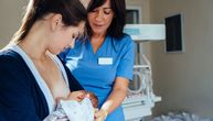 U čemu je važnost pravilnog hvatanja bebe kod dojenja: Savetnica za dojenje daje praktična uputstva