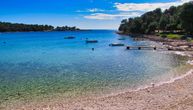 Zabranjeno kupanje na još jednoj plaži na Jadranu: More zagađeno fekalijama, pronađena ešerihija koli