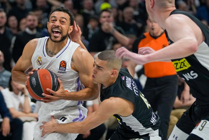 Najdžel Vilijams Gos, Jam Madar i Alen Smailagić Najdžel Vilijams Gos, Jam Madar i Alen Smailagić