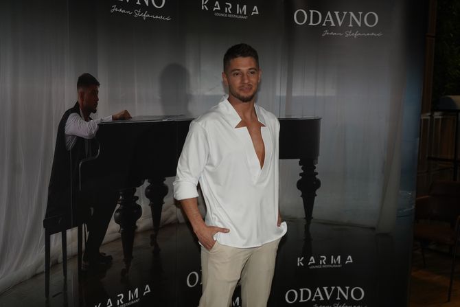 Jovan Joca Stefanović promociju pesme "Odavno"