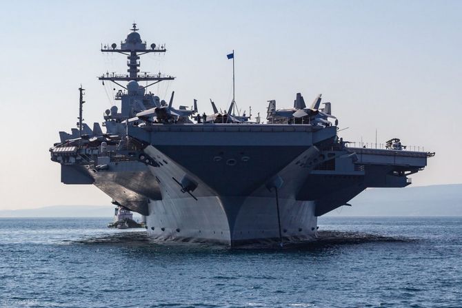 Nosač aviona CVN 78 USS Gerald R Ford u Splitu najveći ratni brod na svetu