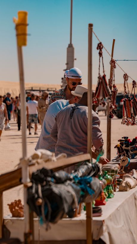 Tunis, Sahara