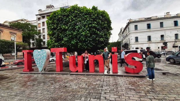 Tunis, leto 2023