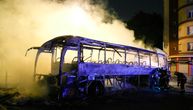 Tokom nereda u Marseju napadnut autobus sa kineksim turistima: Oglasio se konzulat