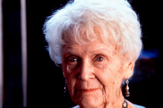 Gloria Stuart Gloria Stuart