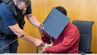Ovo je migrant osuđen za ubistvo devojčice (14) u Nemačkoj: Na sudu nije pokazao kajanje