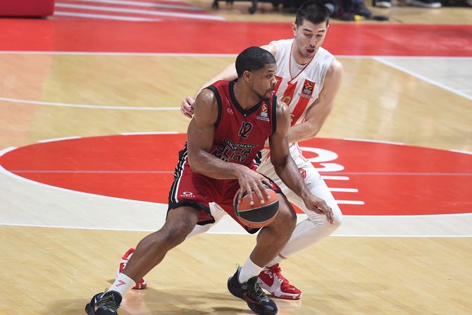 Kajl Hajns i Luka Mitrović, Crvena zvezda - Olimpija Milano Kajl Hajns i Luka Mitrović, Crvena zvezda - Olimpija Milano