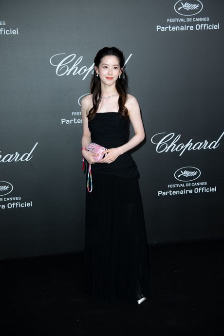 Zetian Zhang, najmlađa kineska milijarderka
