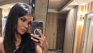 Dragana Mićalović štiklama "razbila" jednobojnu kombinaciju