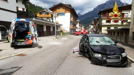 Italija udes nemac kolima naleteo na porodicu grad Santo Stefano di Cadore Italija udes nemac kolima naleteo na porodicu grad Santo Stefano di Cadore