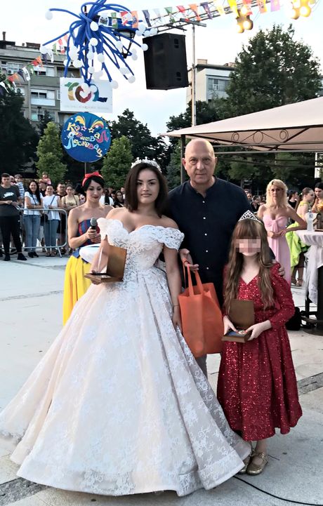 Izabrane Princeze (mis) karnevala Srbije u Leskovcu