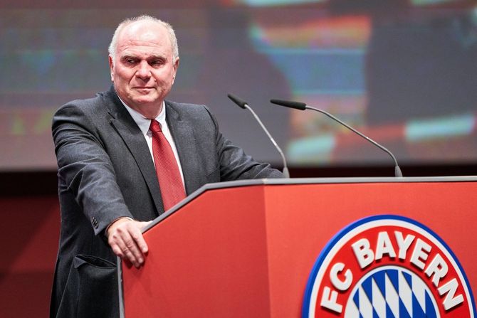 Uli Hoeneß, Uli Henes Uli Hoeneß, Uli Henes