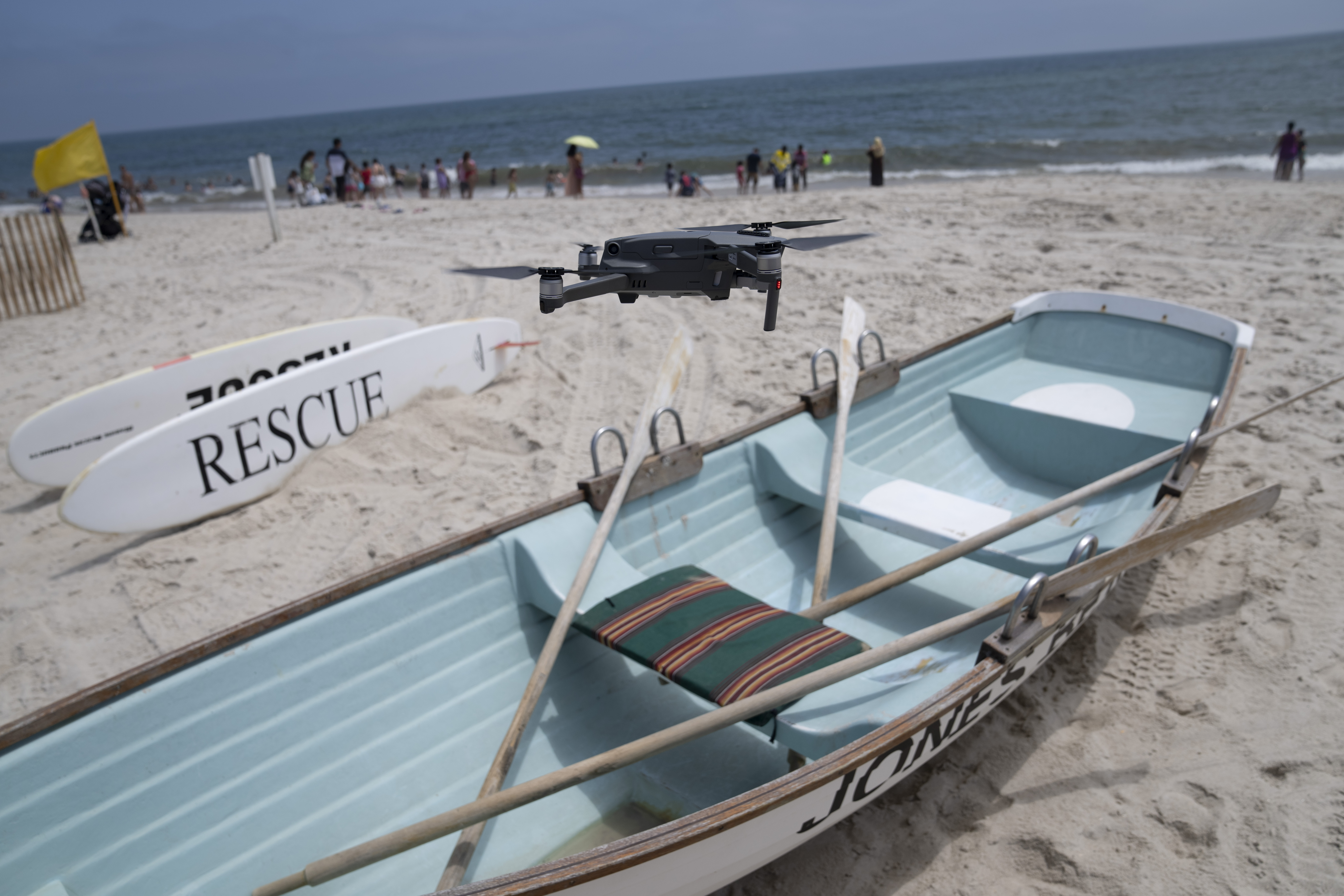 EKSPLOZIJA NA PLAŽI U KOMŠILUKU! Kupačima zabranjen prilaz, hitno reagovala antiteroristička jedinica!