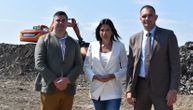 Ministarka Irena Vujović obišla radove na sanaciji nesanitarne deponije u Zrenjaninu