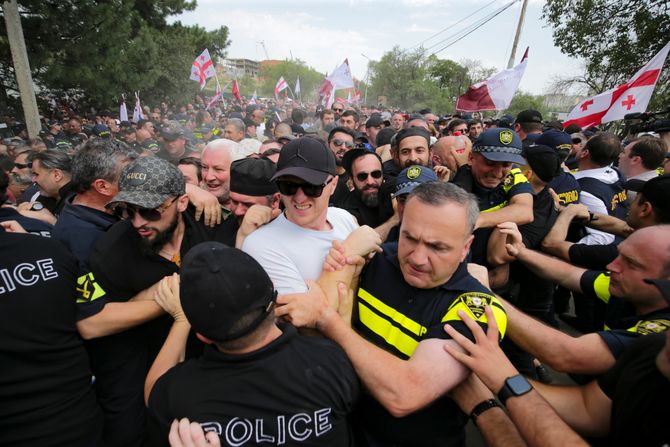 Napad desničara na LGBT skup u Gruziji