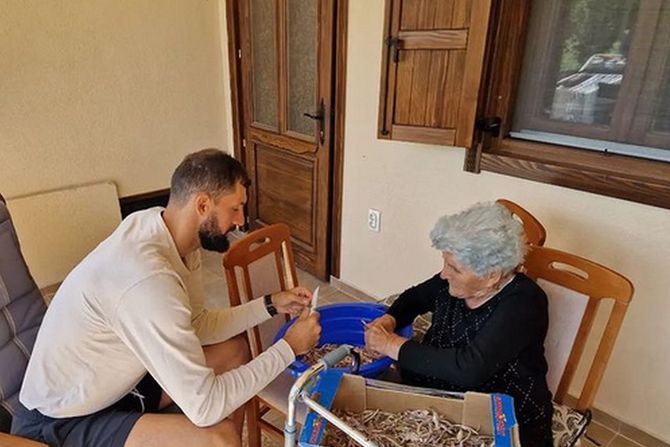 Nikola Mirotić, Beograd, Baka Nikola Mirotić, Beograd, Baka