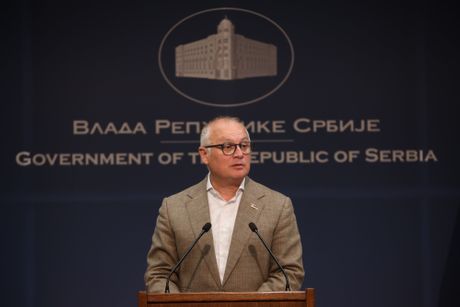 Goran Vesić, Praksa za studente u državnim preduzećima