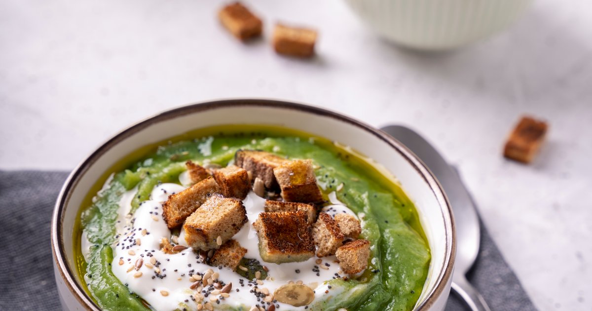 Recept naših baka koji smo nepravedno zaboravili: Kremasta čorba od koprive za prolećni oporavak