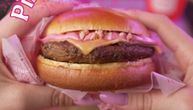 Burger sa ružičastim sosom, roze šejk i Kenov pomfrit: Barbi osvojila i svet brze hrane