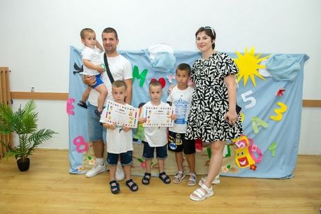 Porodica Jovanović iz Leskovca