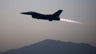Američki lovac F-16 prinudno sleteo u Japanu: Pilot detektovao neobične zvukove