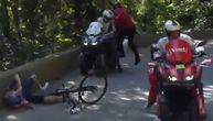Katastrofa! Gledalac zbog fotografije i motociklista izazvali dva velika incidenta na Tur de Fransu