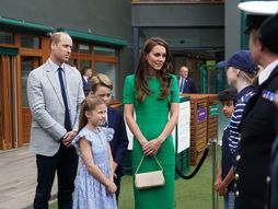 Princ Vilijam i Kejt Midlton princeza Šarlot i princ Džordž