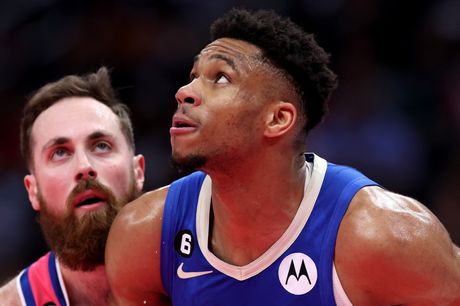 Džej Haf i Janis Adetokumbo, Vašington - Milvoki Džej Haf i Janis Adetokumbo, Vašington - Milvoki