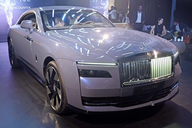 Rolls-Royce, Rols Rojs